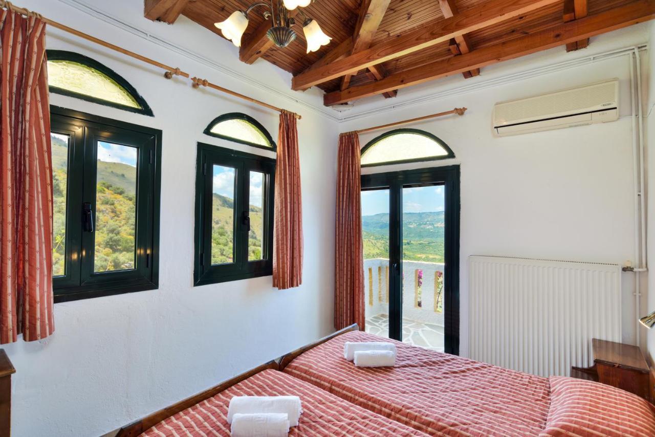 Villa Kapasa Mathés Buitenkant foto