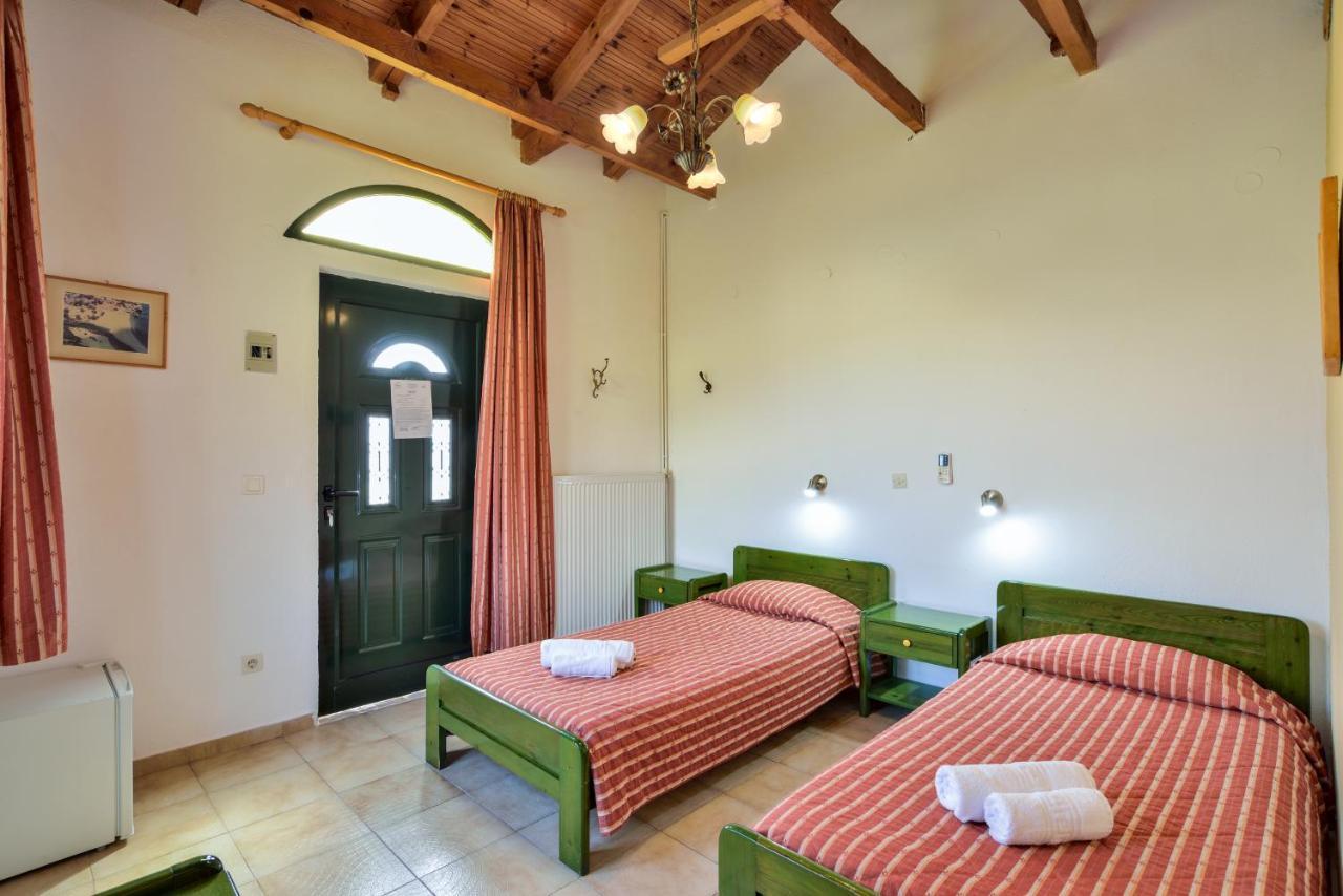 Villa Kapasa Mathés Buitenkant foto