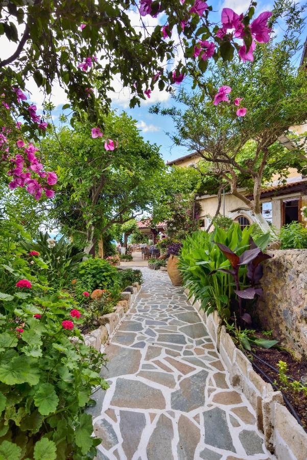 Villa Kapasa Mathés Buitenkant foto