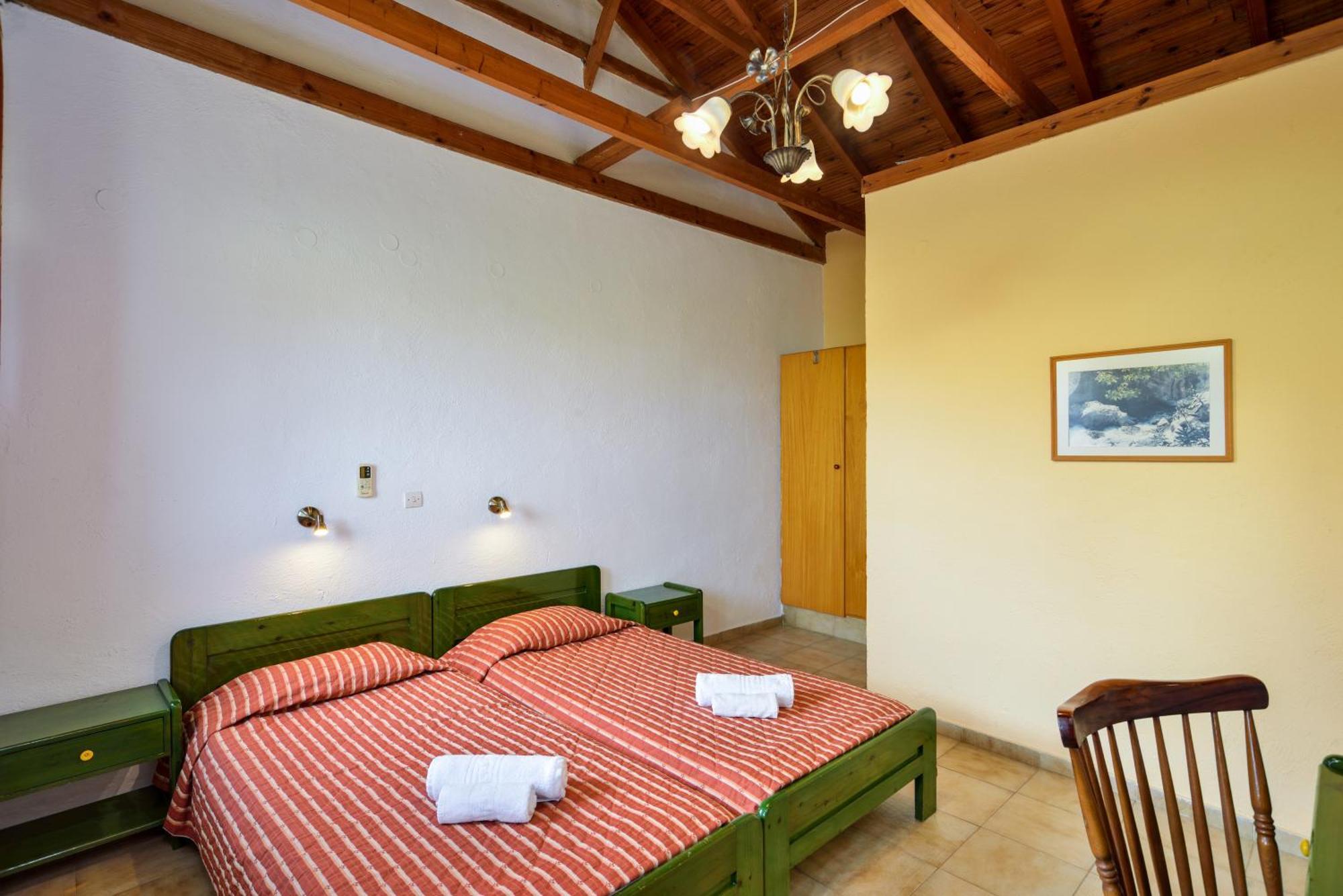 Villa Kapasa Mathés Buitenkant foto
