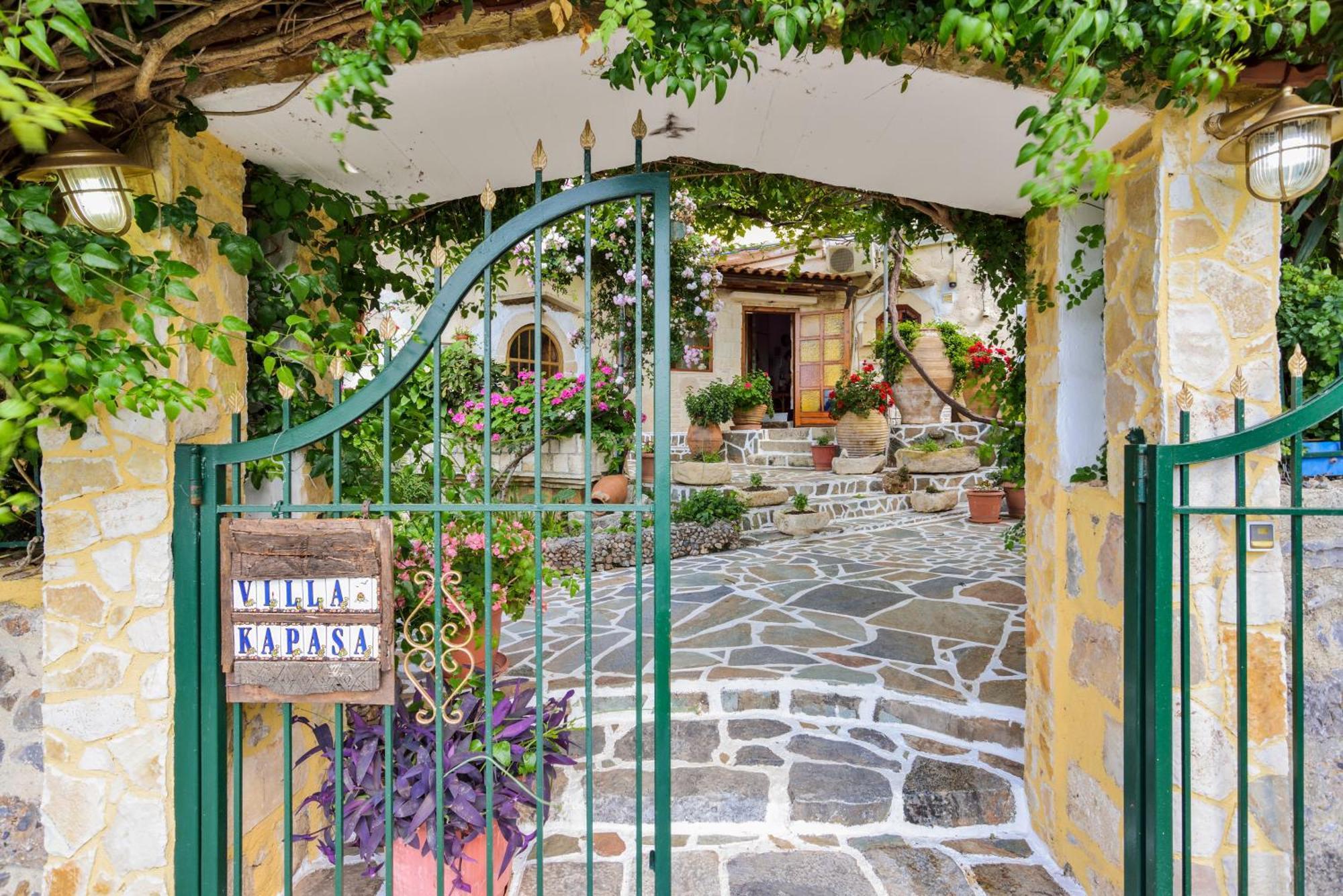 Villa Kapasa Mathés Buitenkant foto